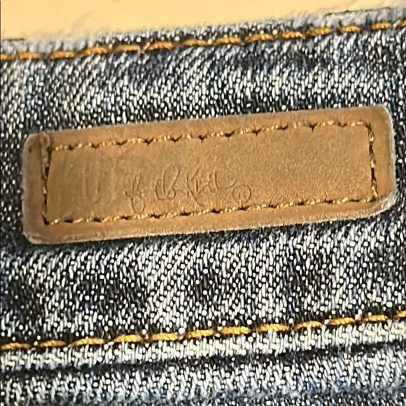 Kut From The Kloth Distressed Classic Jeans Size 6 - Picture 12 of 15